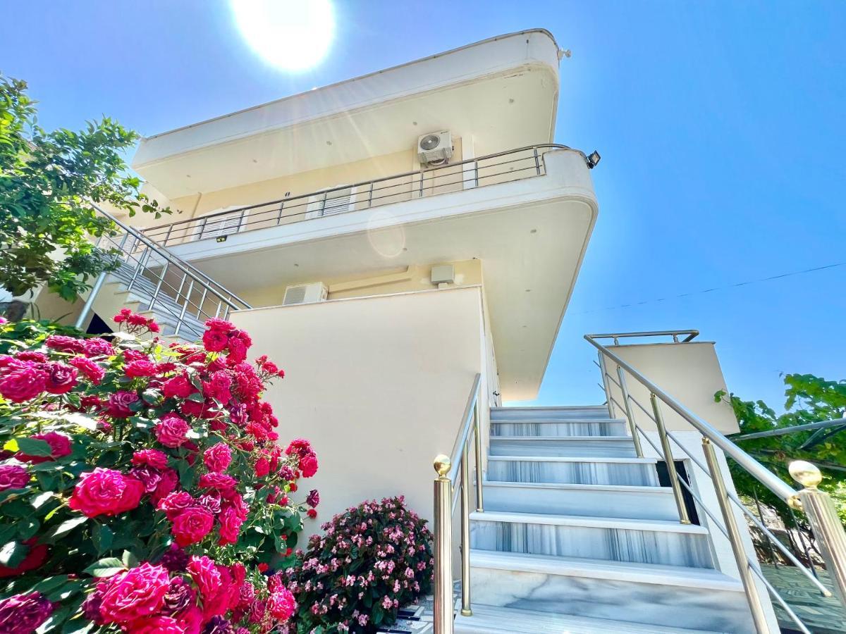 Propery Under Renovation Apartment Sarande Exterior photo